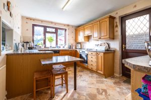 Kitchen- click for photo gallery